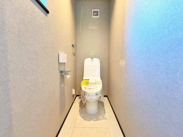 泉区新築戸建角地ルーフバルコニー