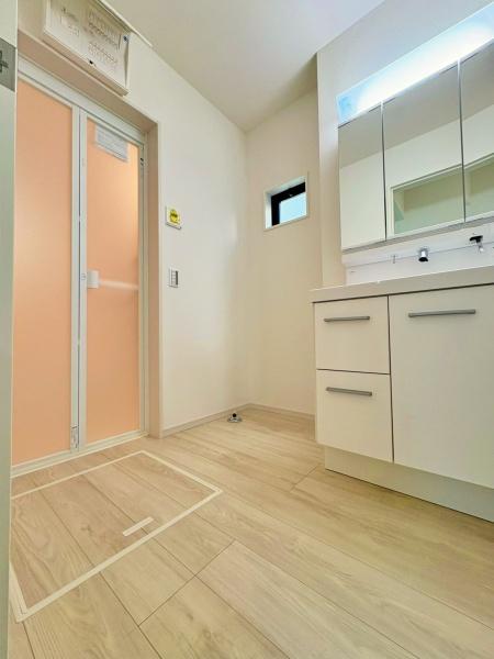 【1号棟】大和市新築戸建2台駐車可床暖房