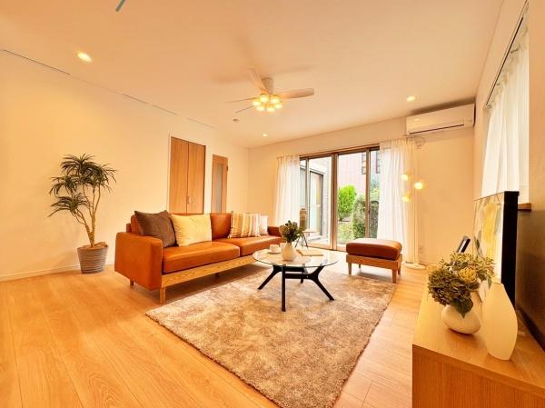 青葉区中古戸建グルニエ各居室収納庭付