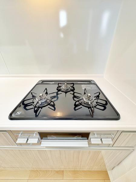 横浜市西区境之谷の新築一戸建