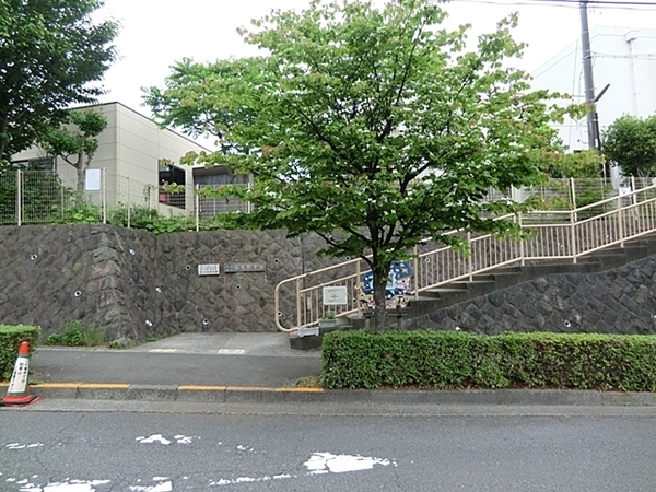 【A号棟】藤沢市新築戸建2台駐車可WICSIC吹抜(藤沢市立小糸保育園)