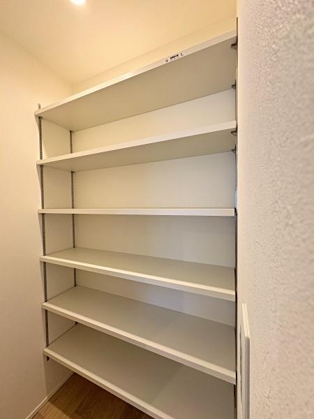 【A号棟】藤沢市新築戸建2台駐車可WICSIC吹抜