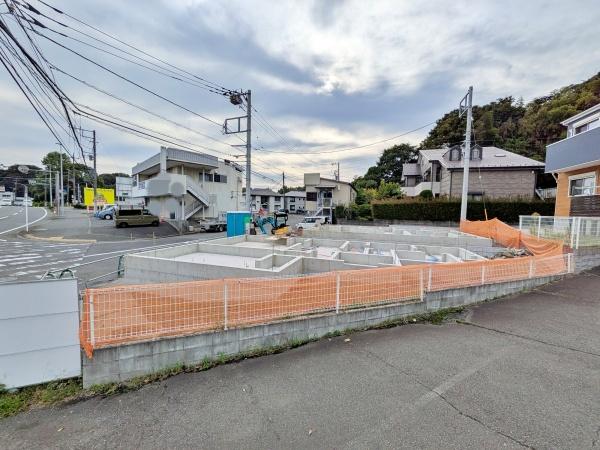 【B号棟】藤沢市新築戸建2台駐車可WICSIC吹抜