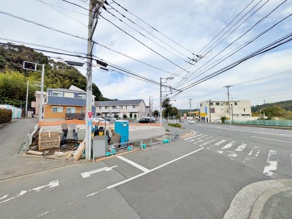 【B号棟】藤沢市新築戸建2台駐車可WICSIC吹抜