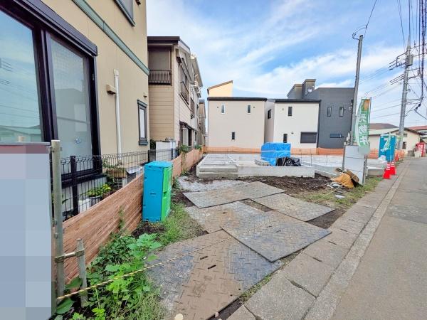 【A号棟】大和市新築戸建2台駐車可吹抜ルーフバルコニー