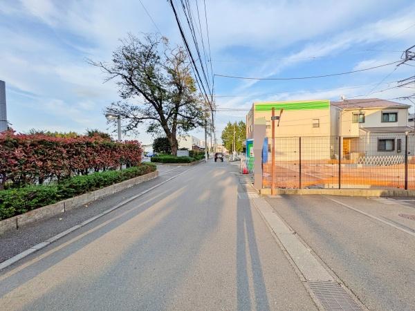 大和市新築戸建2台駐車可吹抜ルーフバルコニー