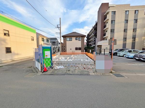 大和市新築戸建2台駐車可吹抜ルーフバルコニー