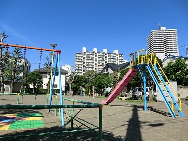 【2号棟】川崎市新築戸建ビルトイン車庫WIC(塚越第二公園)