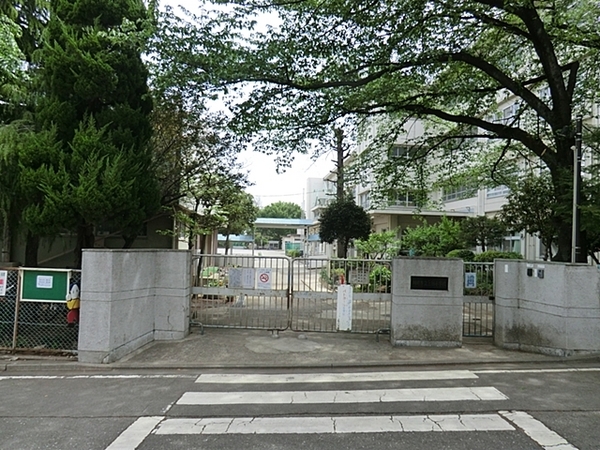 【B号棟】川崎市新築戸建ルーフバルコニー(川崎市立三田小学校)
