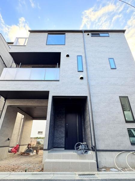 横浜市鶴見区鶴見中央５丁目の新築一戸建