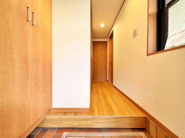 川崎市中古戸建ビルトイン車庫2面バルコニー