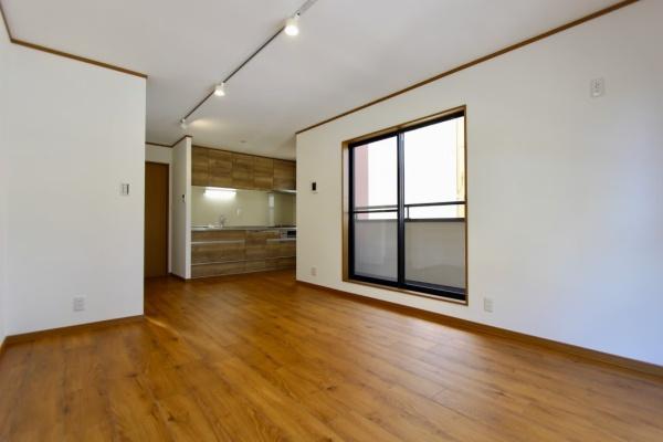 川崎市高津区末長４丁目の中古一戸建