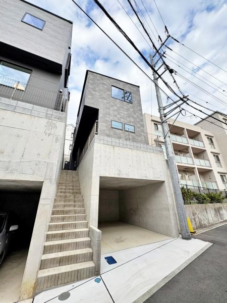 【2号棟】港南区新築戸建スカイバルコニー駅徒9分