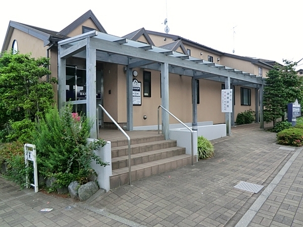 【2号棟】藤沢市新築戸建2台駐車可吹抜け和室(宮本内科消化器科クリニック)