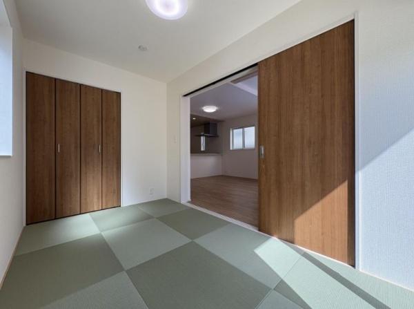 【2号棟】町田市新築戸建3台駐車可WIC