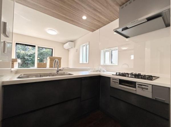 【3号棟】町田市新築戸建3台駐車可WIC