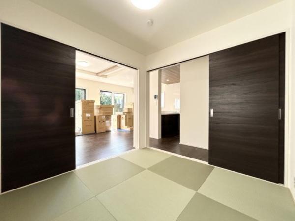 【3号棟】町田市新築戸建3台駐車可WIC