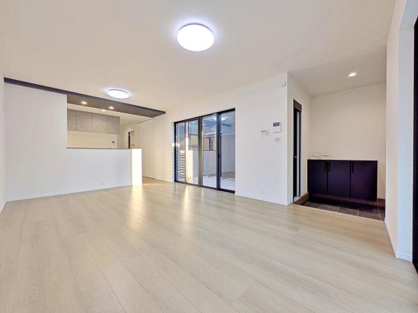 【1号棟】大和市新築戸建2台駐車可WICSIC