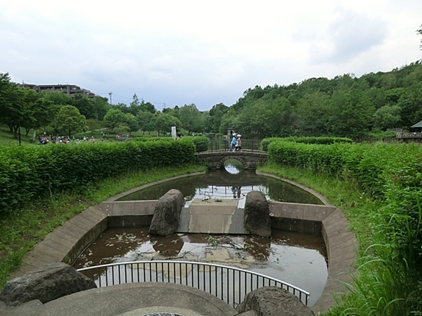 横浜市都筑区牛久保東２丁目の土地(徳生公園)