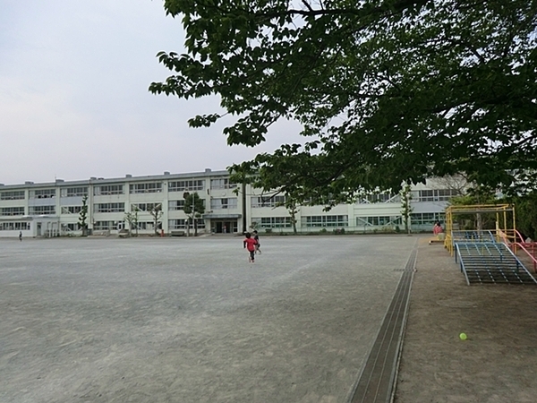 茅ヶ崎市菱沼１丁目の中古一戸建て(茅ケ崎市立松林小学校)