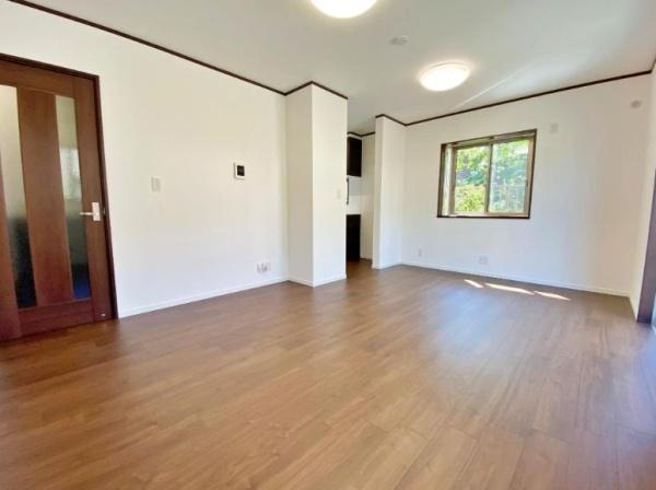 綾瀬市綾西４丁目の中古一戸建て