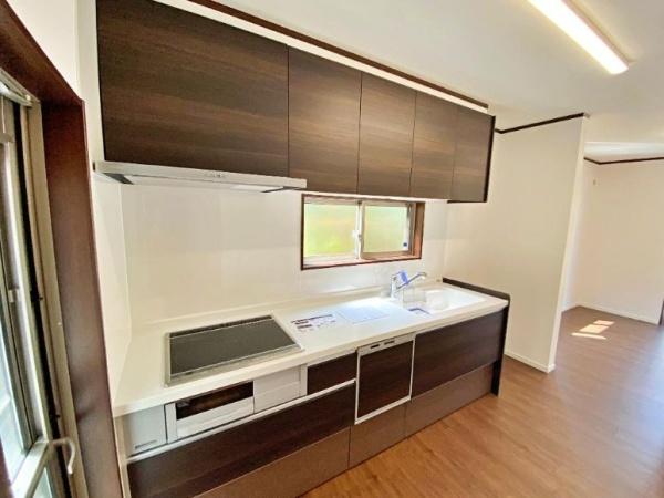 綾瀬市綾西４丁目の中古一戸建て