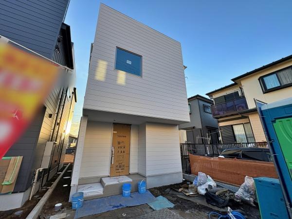 【A号棟】綾瀬市新築戸建ルーバル2台駐車可WIC