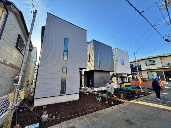 【B号棟】綾瀬市新築戸建ルーバル2台駐車可WIC