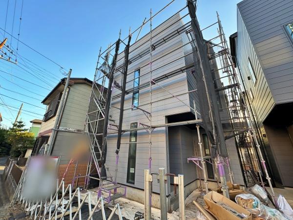 【C号棟】綾瀬市新築戸建ルーバル2台駐車可WIC