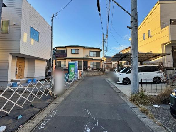 【C号棟】綾瀬市新築戸建ルーバル2台駐車可WIC