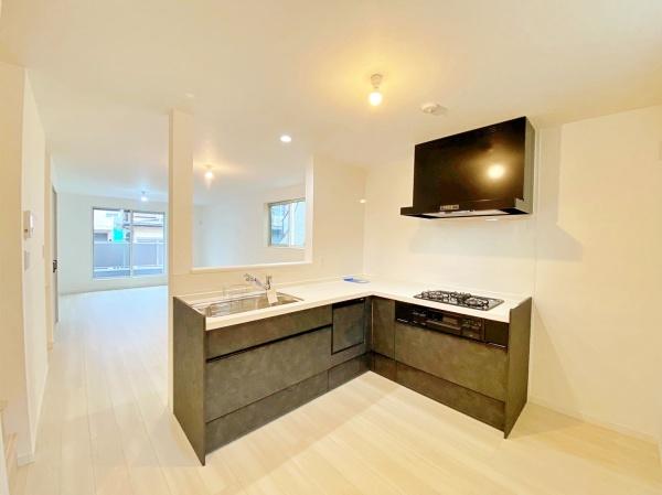 【1号棟】川崎市新築戸建車庫1台駅19分4LDK