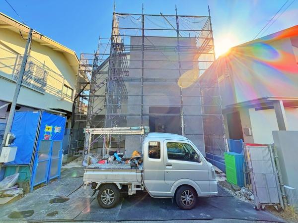 藤沢市新築戸建2台駐車可WICロフト吹抜け