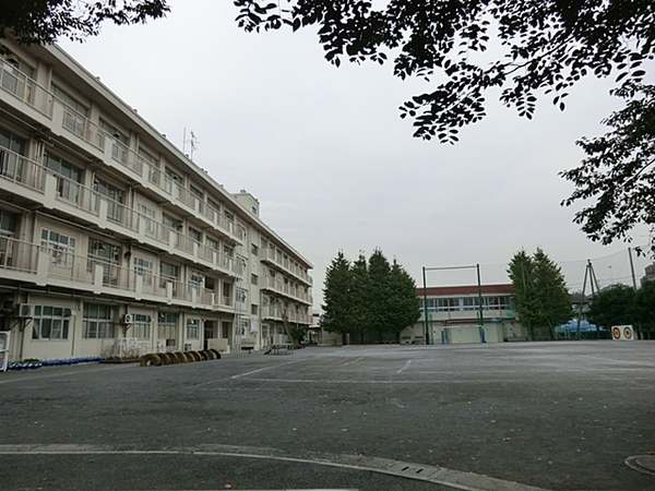 瀬谷区新築戸建SIC南面バルコニー(横浜市立瀬谷さくら小学校)