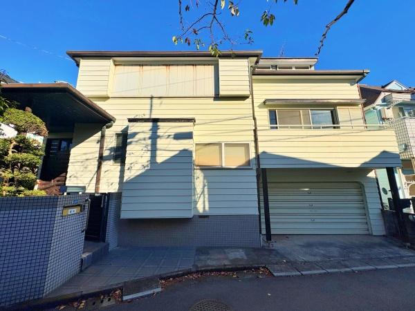 茅ヶ崎市中古戸建2台駐車可ガレージWIC