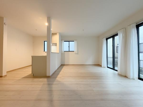 【A号棟】座間市新築戸建教育関連施設徒9分