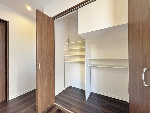 金沢区中古戸建ロフト眺望・通風◎