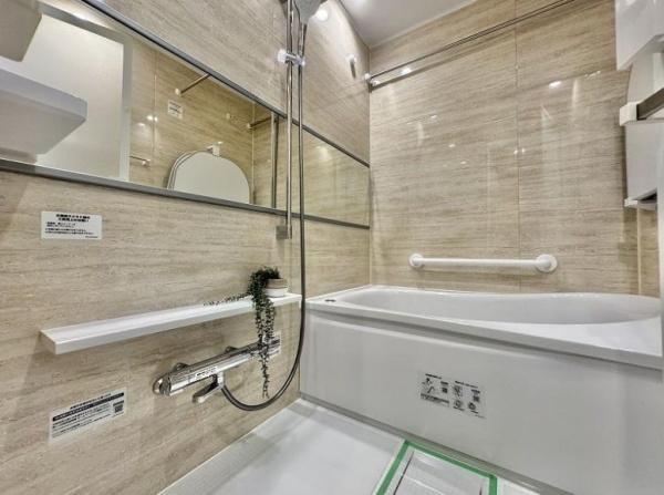 モンテベルデ横浜【駅徒8分横浜駅陽当り】