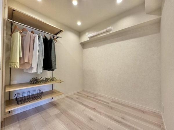 モンテベルデ横浜【駅徒8分横浜駅陽当り】