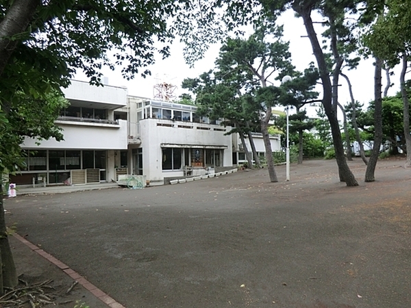 ライオンズマンション茅ヶ崎グランコースト(フィートリッヂ緑が浜保育園)