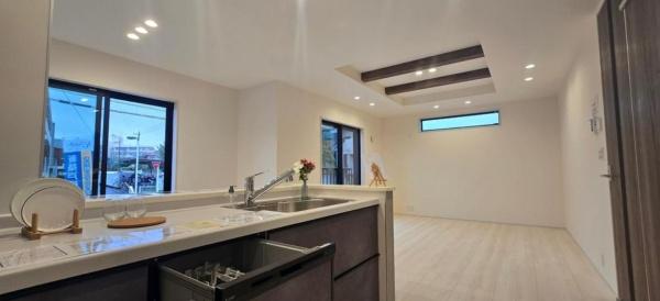 【1号棟】青葉区新築戸建2台駐車可パントリー