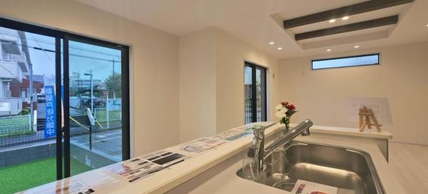 【1号棟】青葉区新築戸建2台駐車可パントリー