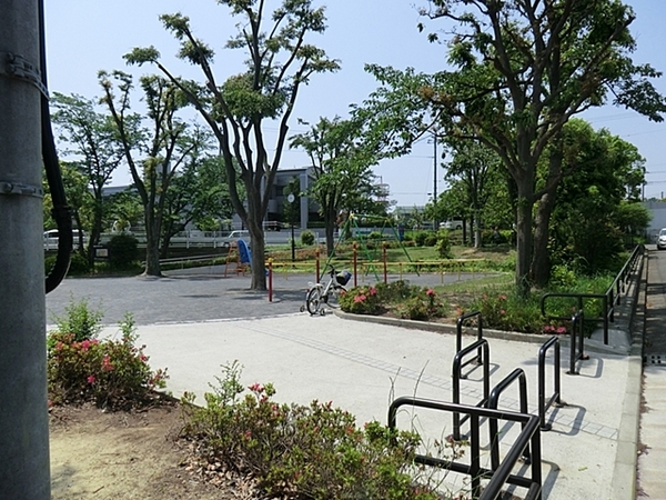 横浜市緑区白山４丁目の中古一戸建て(白山西台公園)