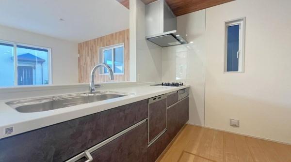 【2号棟】茅ヶ崎市新築戸建2台駐車可角地