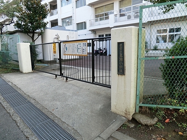 【B号棟】戸塚区新築戸建2台駐車可(横浜市立名瀬小学校)