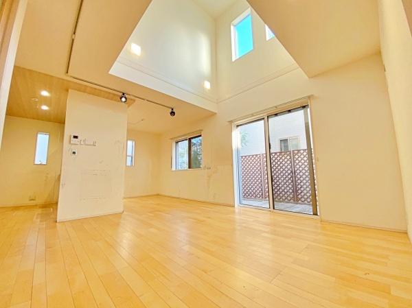 川崎市中古戸建吹抜けリフォーム済