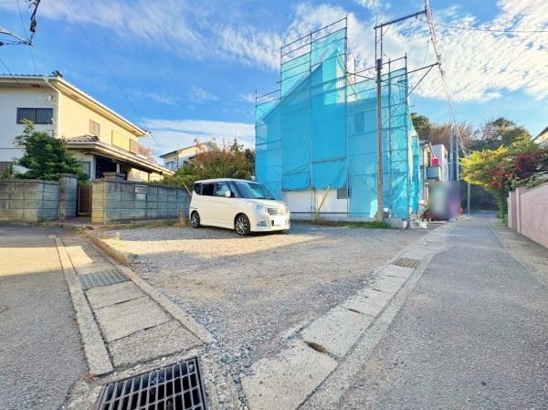 【1号棟】横須賀市新築戸建2台駐車可納戸