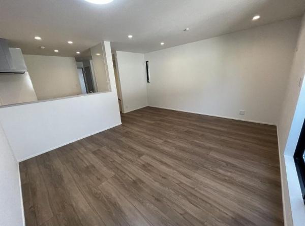 【C号棟】南区新築戸建駅徒9分床暖房ビルトイン車庫