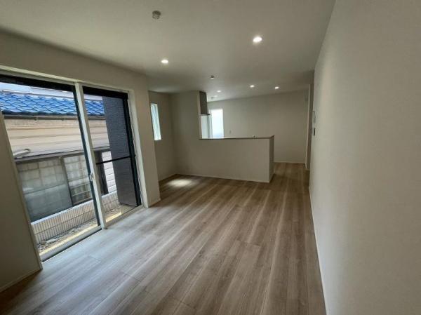 神奈川区新築戸建床暖房宅配ボックス