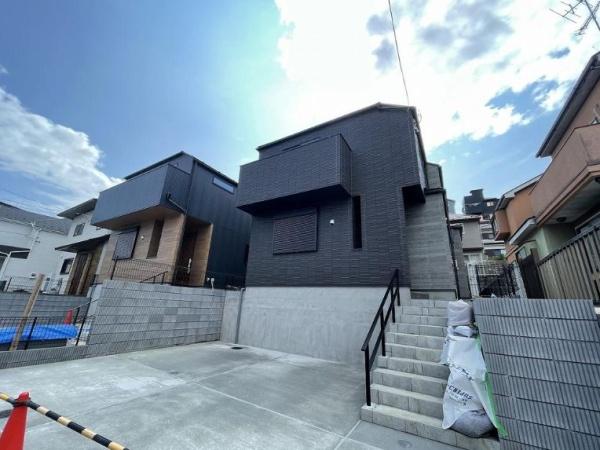 【B号棟】町田市新築戸建2台駐車可LDK20帖