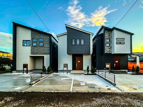 【4号棟】小田原市新築戸建　カースぺ2台　南側専用庭あり